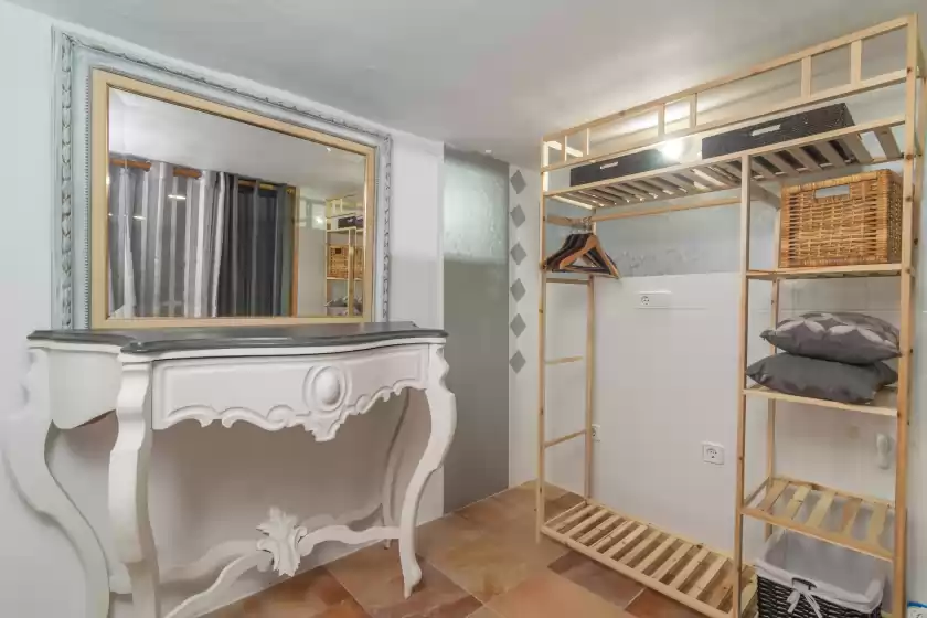 Holiday rentals in Refugi de les aguiles, Lloseta