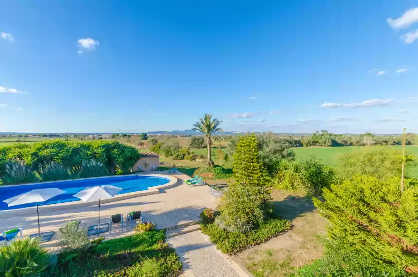 Holiday rentals in Na pont, Campos