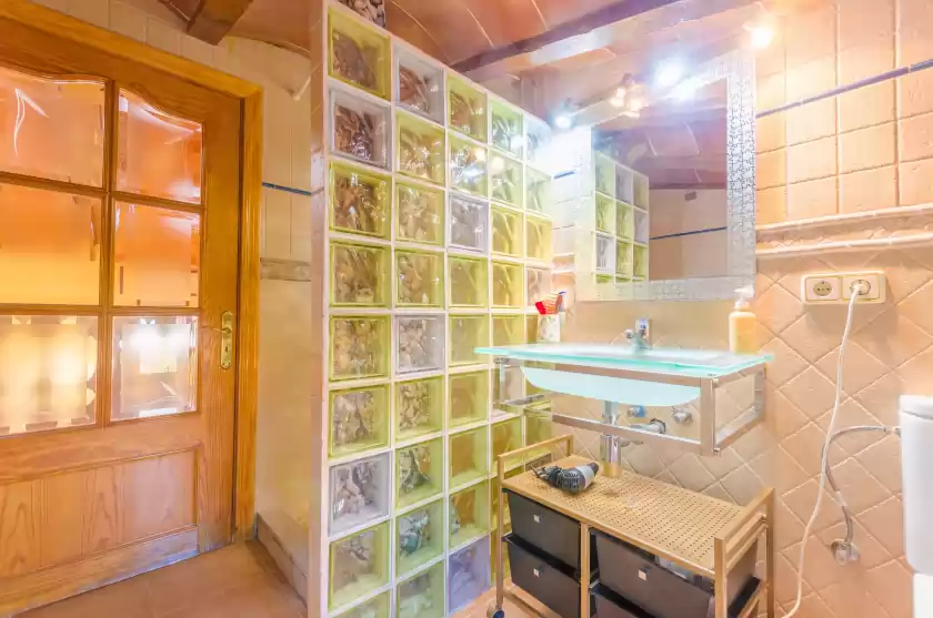 Holiday rentals in Na pont, Campos