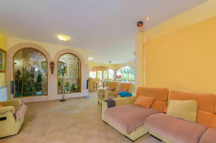 Holiday rentals in Na pont, Campos