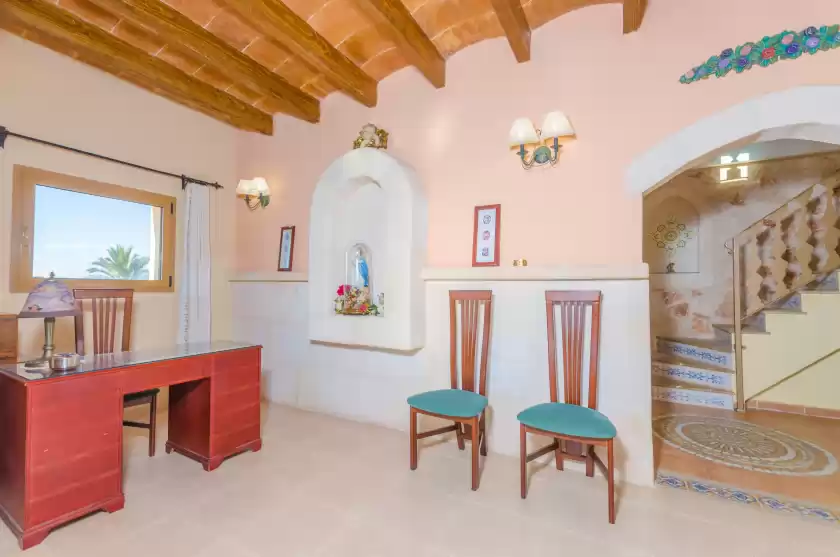 Holiday rentals in Na pont, Campos