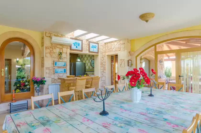 Holiday rentals in Na pont, Campos