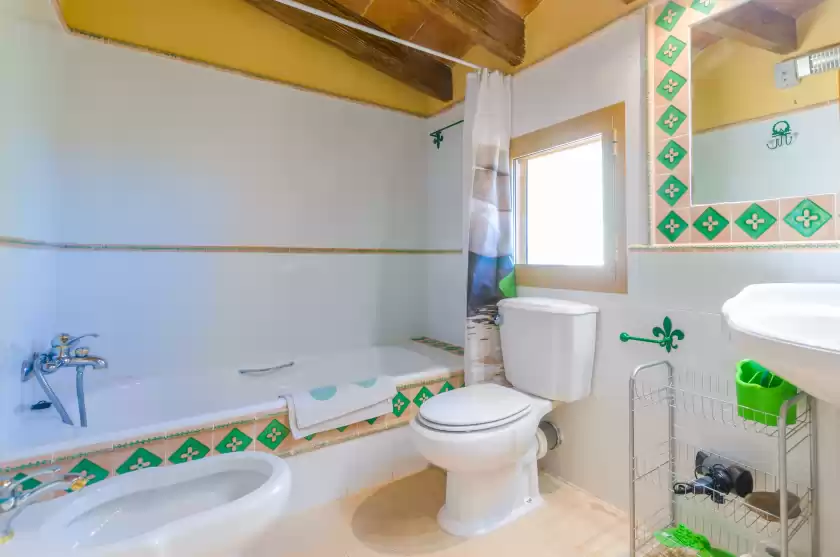 Holiday rentals in Na pont, Campos