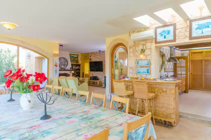 Holiday rentals in Na pont, Campos