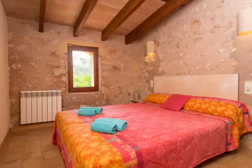 Holiday rentals in Can pina - eco pina -, Costitx