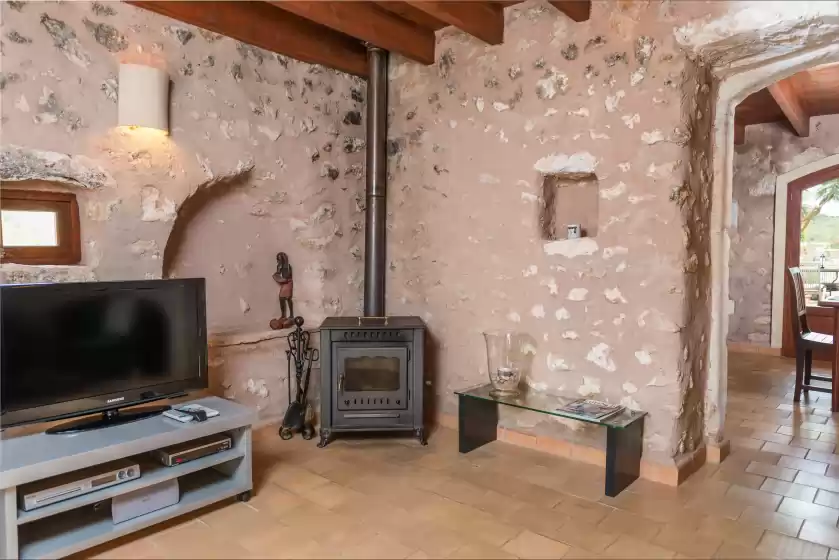 Holiday rentals in Can pina - eco pina -, Costitx