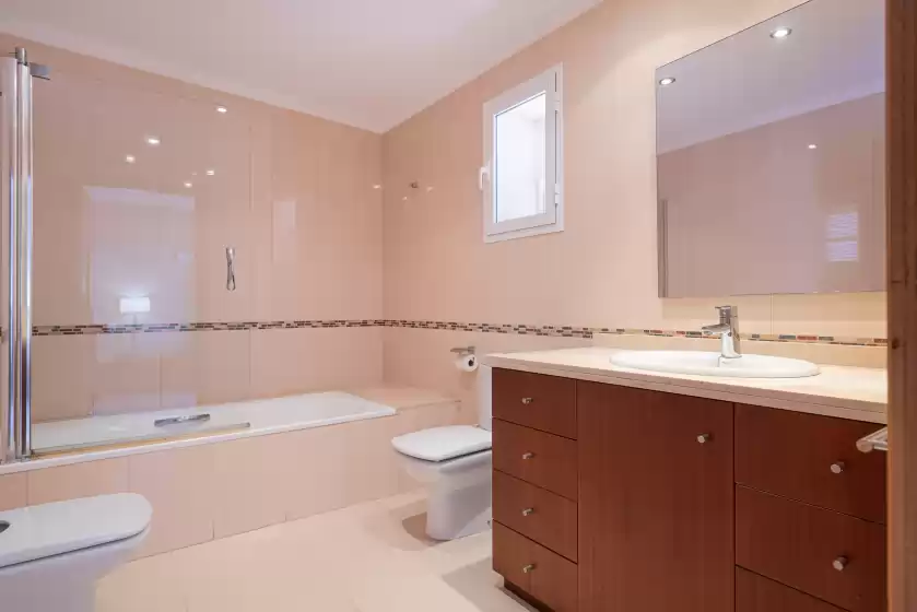 Holiday rentals in Villa gloria, Cala Pi