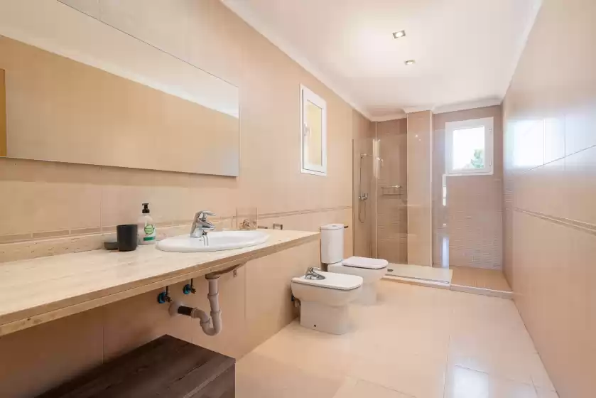 Holiday rentals in Villa gloria, Cala Pi