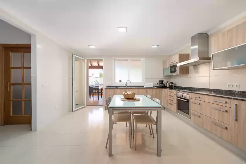 Holiday rentals in Villa gloria, Cala Pi