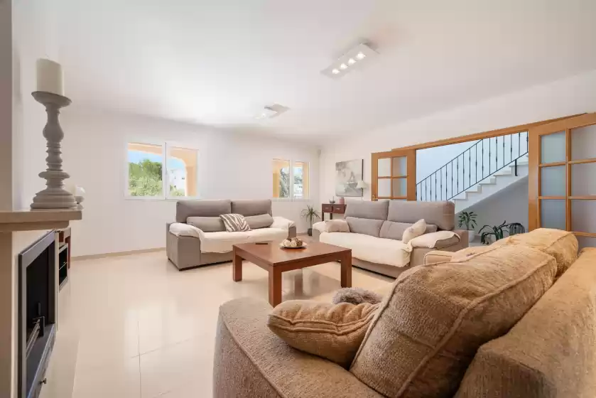 Holiday rentals in Villa gloria, Cala Pi