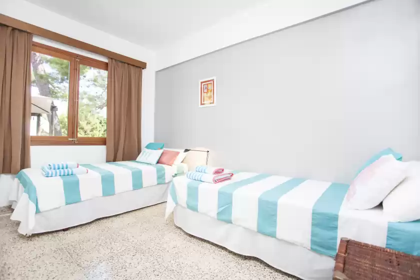 Location de vacances à Ombra de pins, Son Serra de Marina