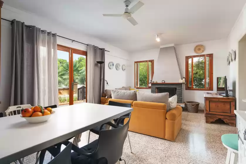 Location de vacances à Ombra de pins, Son Serra de Marina