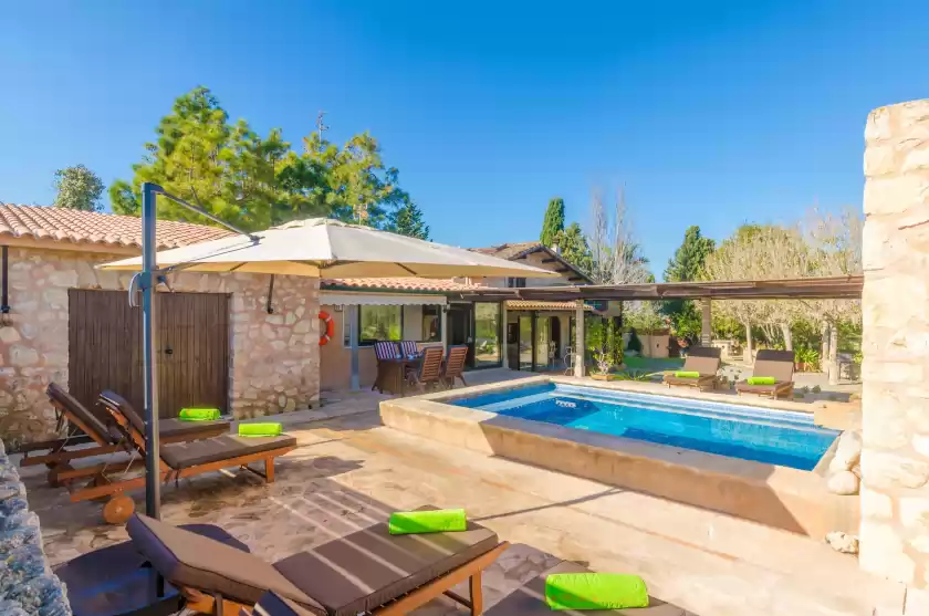 Holiday rentals in Na molla