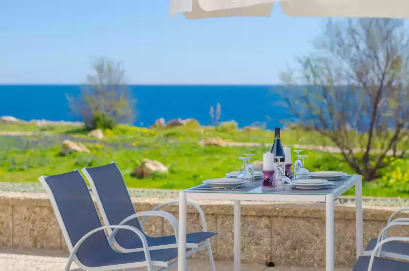 Holiday rentals in Can rosito, s'Illot-Cala Morlanda