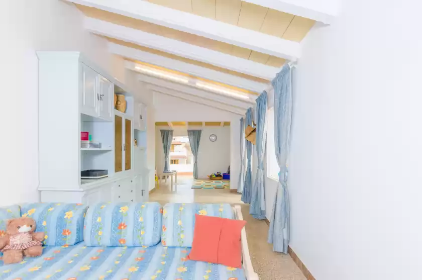 Holiday rentals in Can rosito, s'Illot-Cala Morlanda