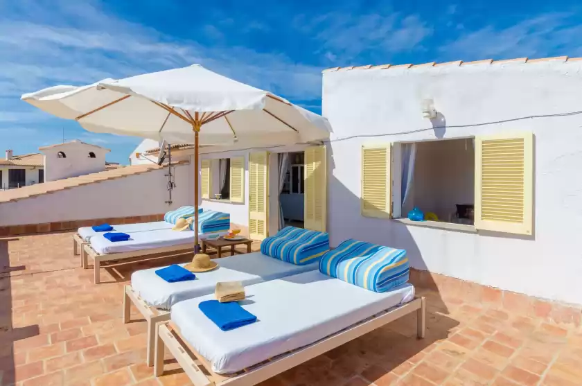 Holiday rentals in Can rosito, s'Illot-Cala Morlanda