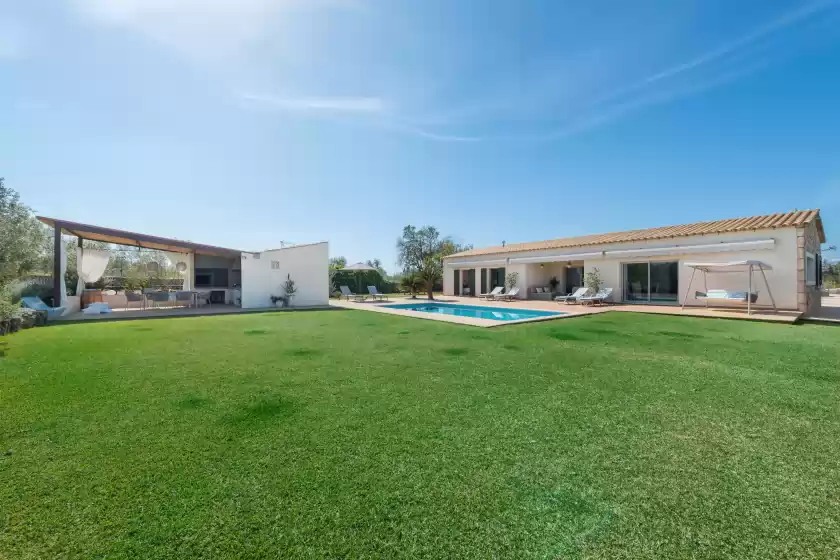 Holiday rentals in Sa finca, Muro