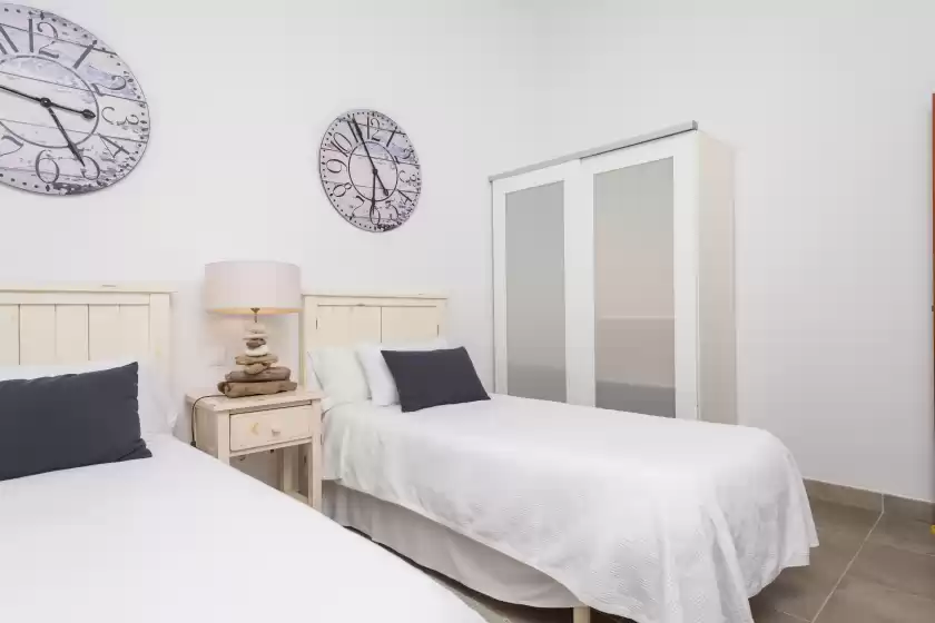 Holiday rentals in Sa finca, Muro