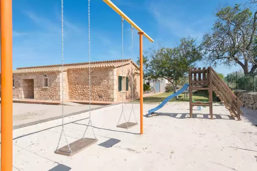 Holiday rentals in Sa finca, Muro