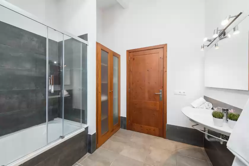 Holiday rentals in Sa finca, Muro