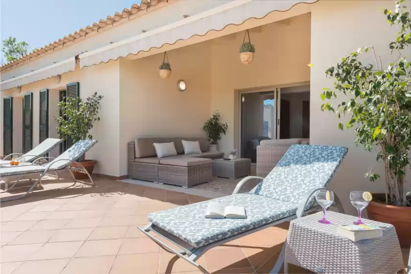 Holiday rentals in Sa finca, Muro