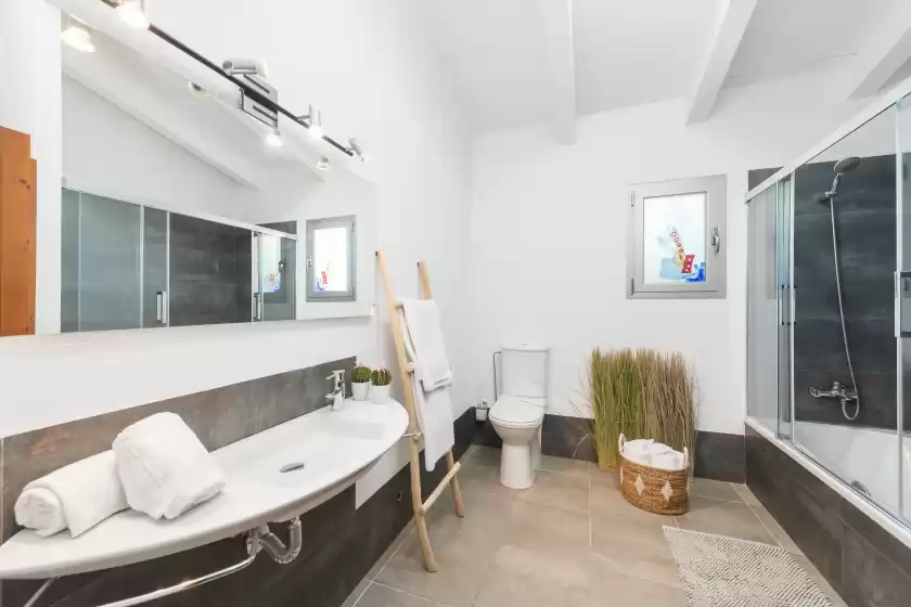 Holiday rentals in Sa finca, Muro