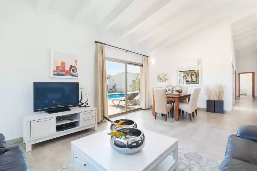 Holiday rentals in Sa finca, Muro