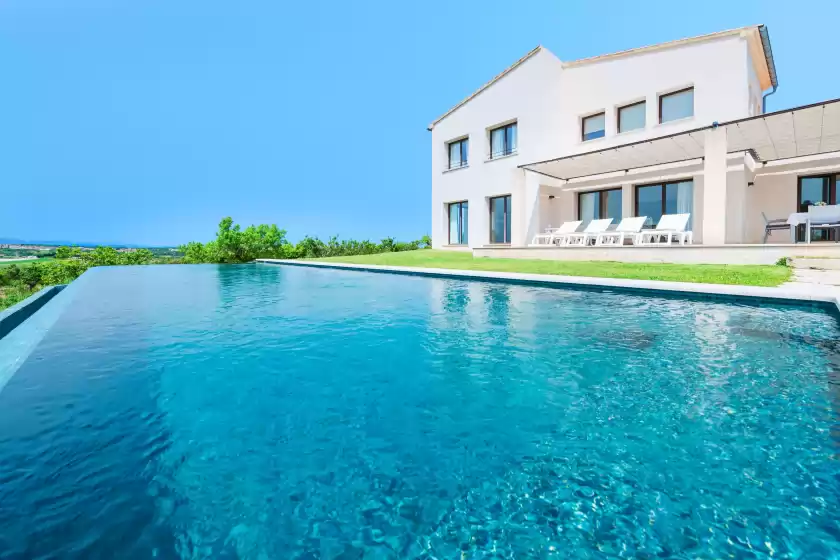 Holiday rentals in Can sal , Ariany