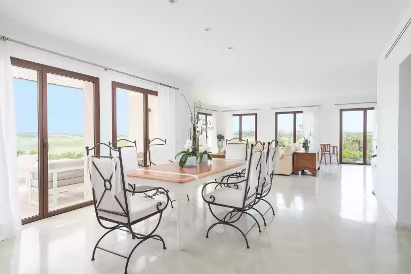 Holiday rentals in Can sal , Ariany