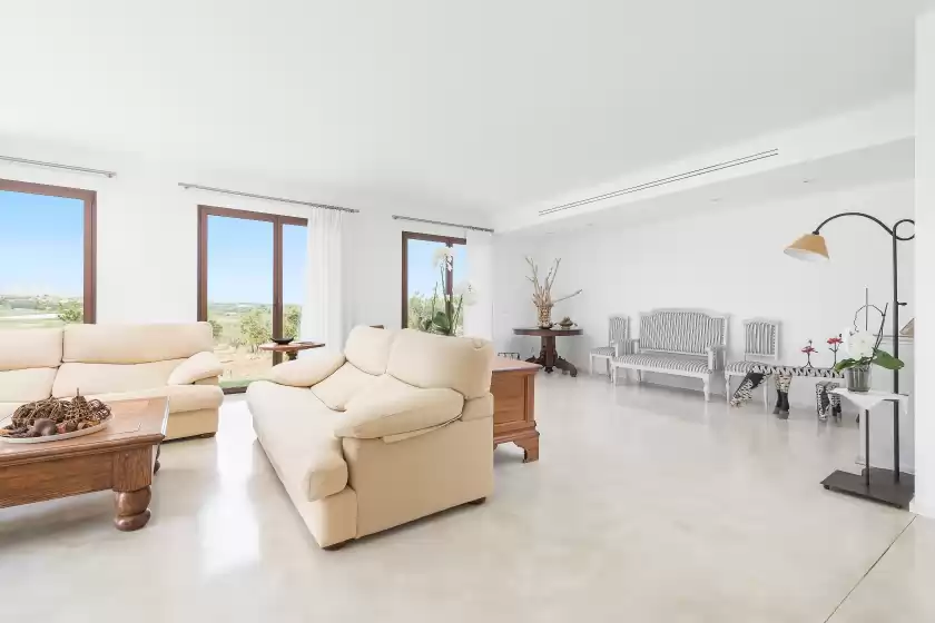 Holiday rentals in Can sal , Ariany