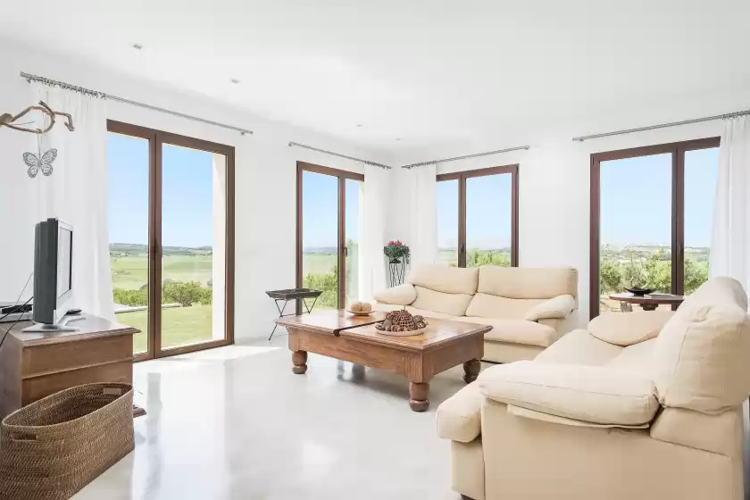 Holiday rentals in Can sal , Ariany