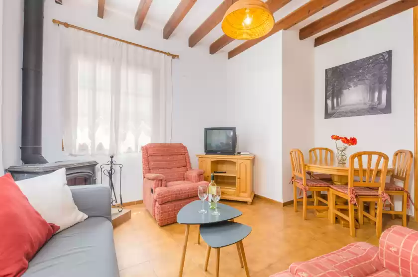 Holiday rentals in Can damia , s'Arracó