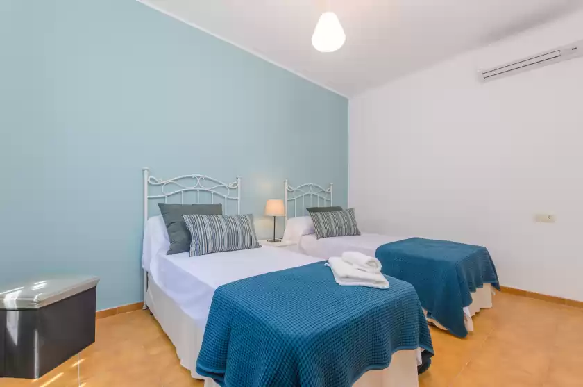 Holiday rentals in Can damia , s'Arracó