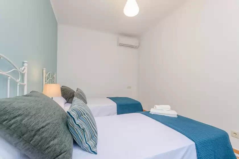 Holiday rentals in Can damia , s'Arracó