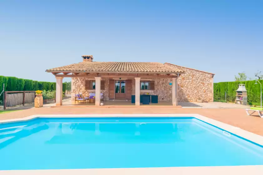 Holiday rentals in Can grau petit