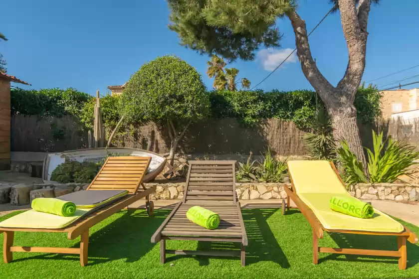 Holiday rentals in Sol i vent, Cala Llombards