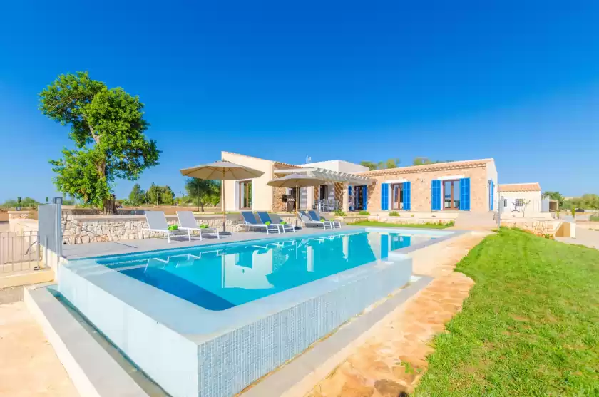Holiday rentals in Bona vista