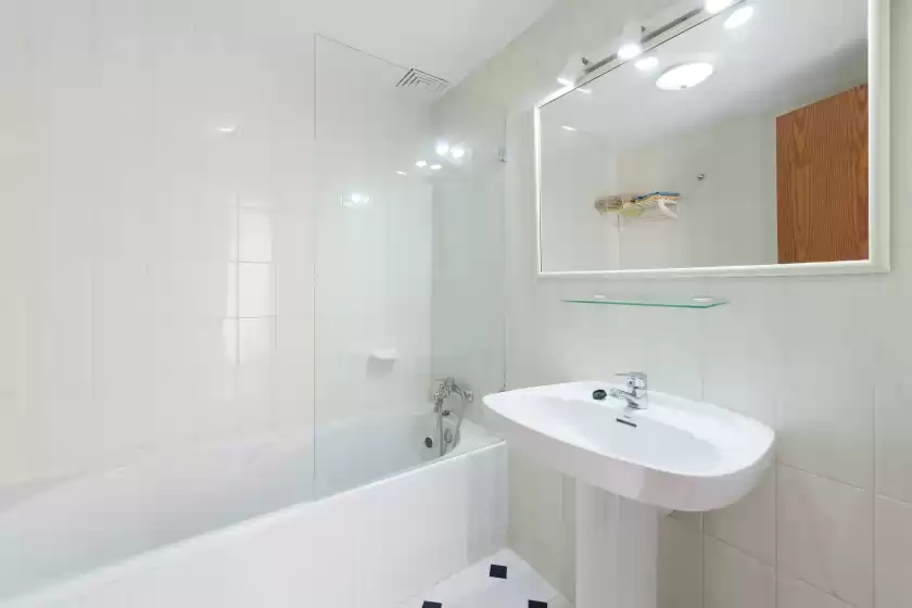 Holiday rentals in Es mallorqui, Port d'Alcúdia