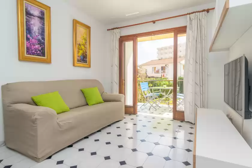 Holiday rentals in Es mallorqui, Port d'Alcúdia