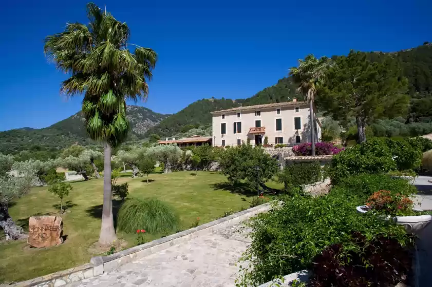 Holiday rentals in Monnaber nou-apartamento super, Campanet