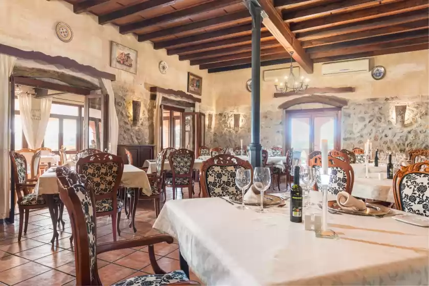 Holiday rentals in Monnaber nou-apartamento super, Campanet