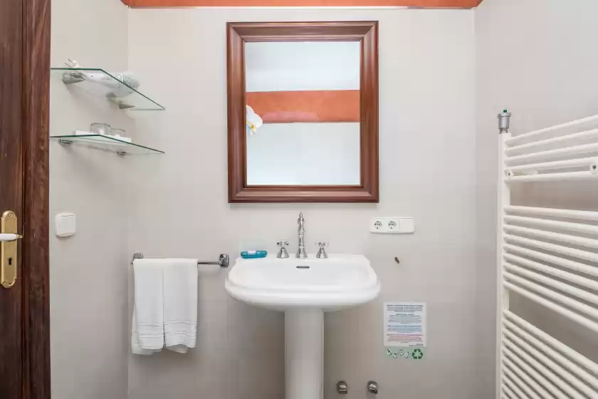 Holiday rentals in Monnaber nou-apartamento super, Campanet