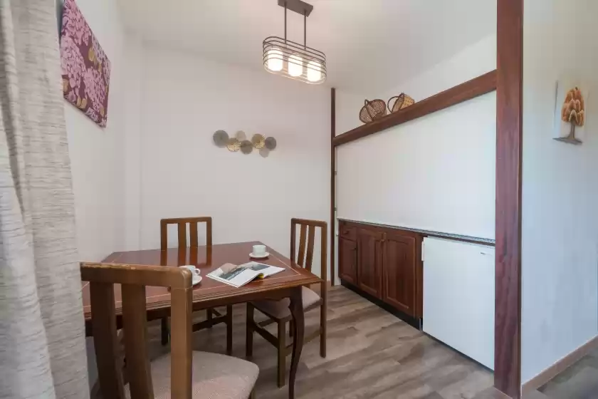 Holiday rentals in Monnaber nou-apartamento super, Campanet