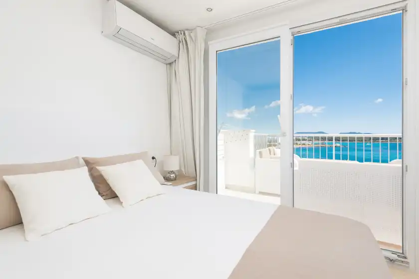 Alquiler vacacional en Luisamar sea view, s'Illot