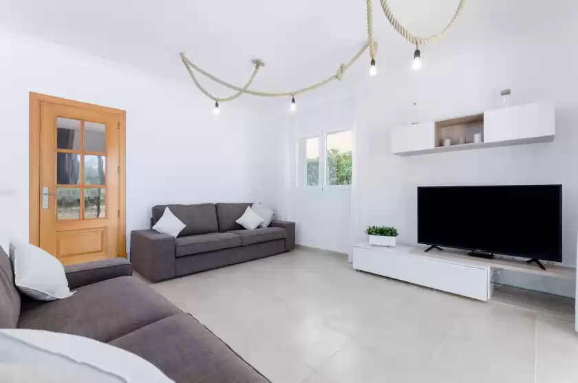 Holiday rentals in Dones d'aigua 11, s'Estanyol