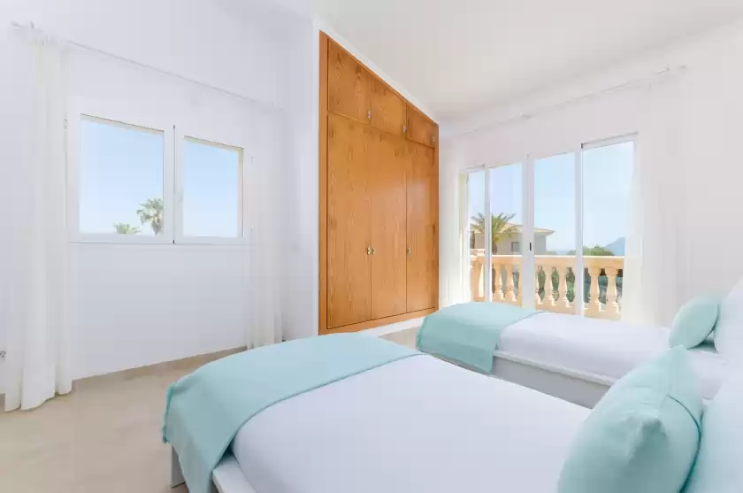 Holiday rentals in Dones d'aigua 11, s'Estanyol