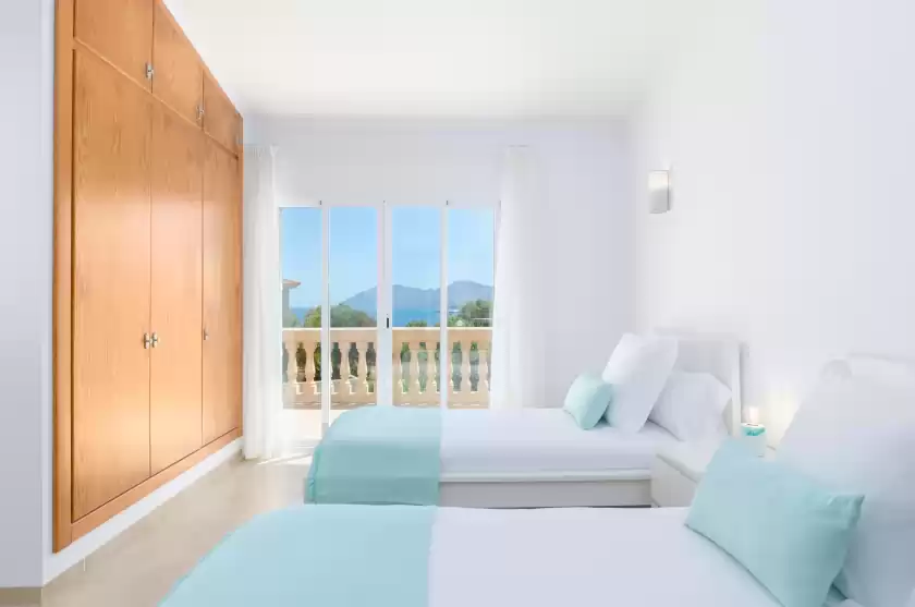 Holiday rentals in Dones d'aigua 11, s'Estanyol