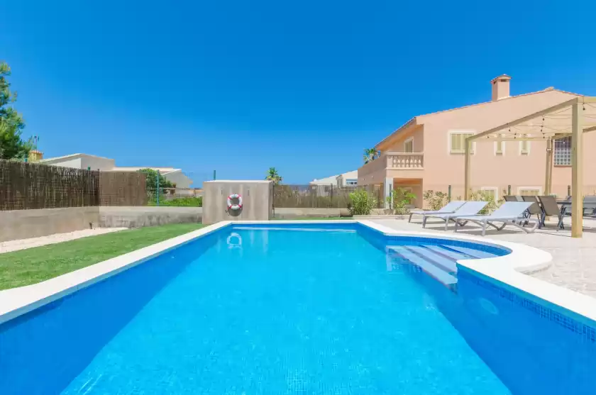 Holiday rentals in Dones d'aigua 11, s'Estanyol