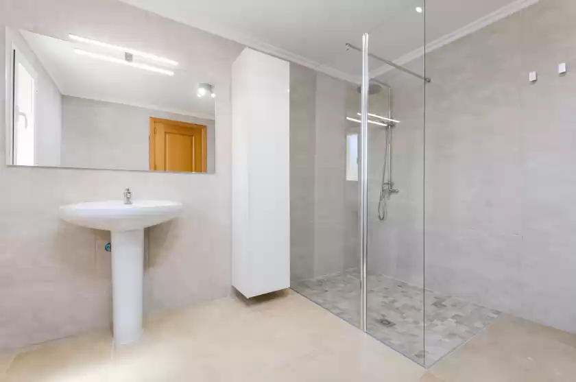 Holiday rentals in Dones d'aigua 11, s'Estanyol