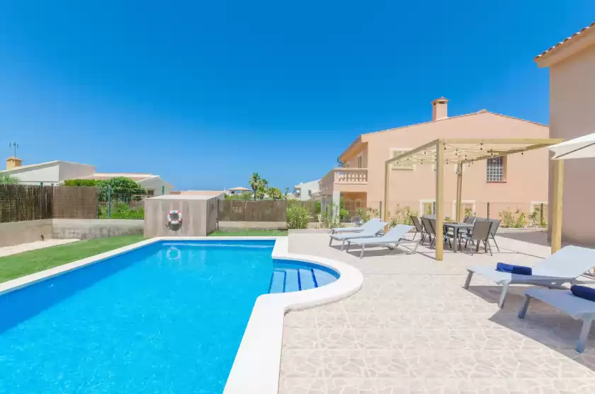 Holiday rentals in Dones d'aigua 11, s'Estanyol